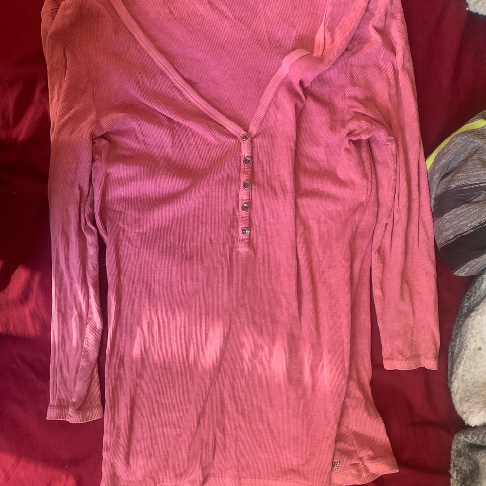Guess long sleeve shirt